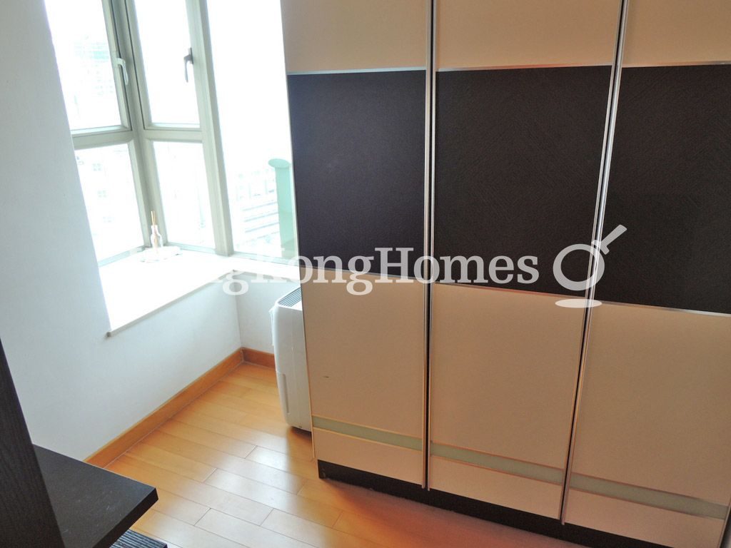 Wardrobe in Third Bedroom — The Zenith - Block 1, Wan Chai