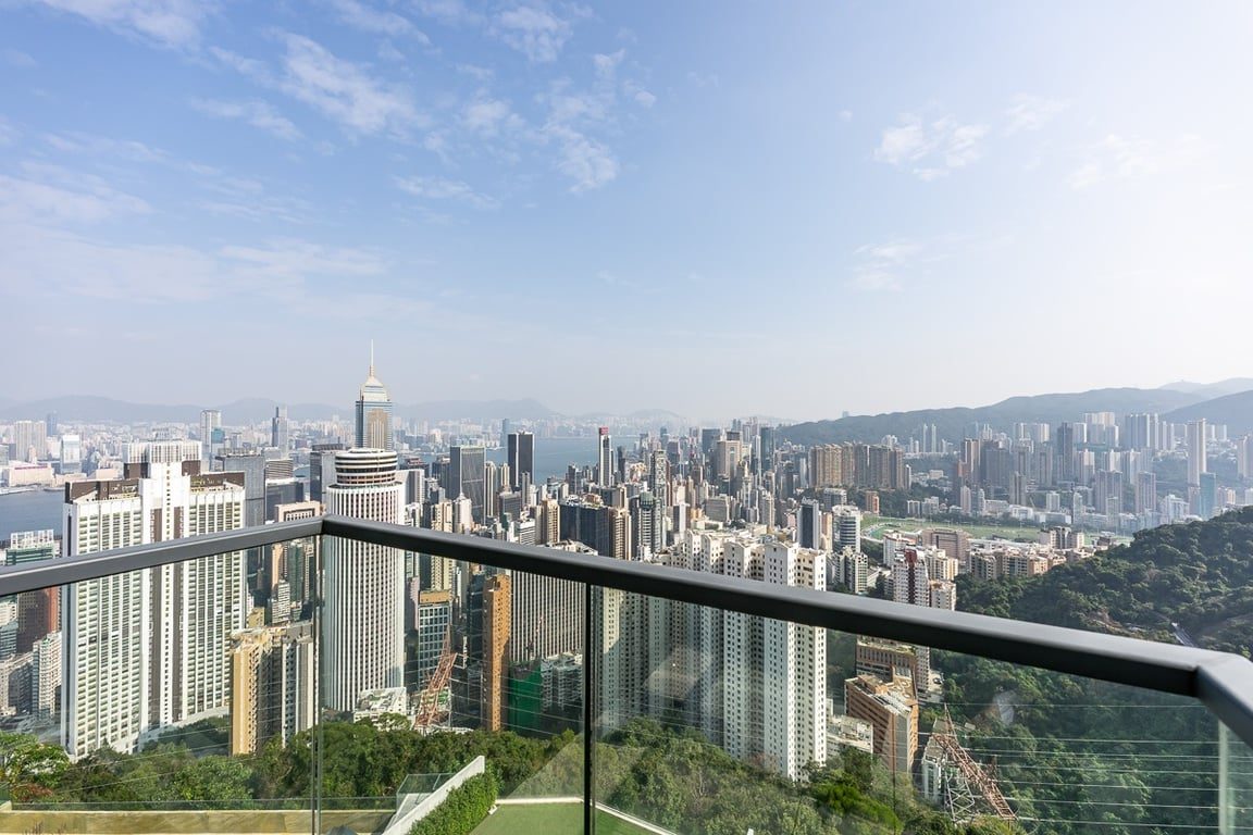 photo 5 — Infinity, The Peak