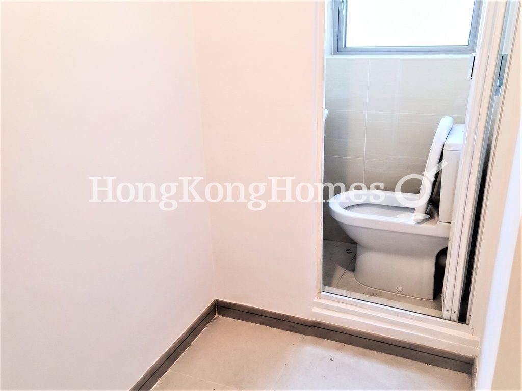 Maid's Room — Upper West, Tai Kok Tsui