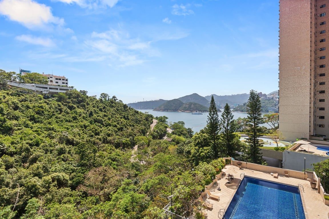 photo 2 — Belgravia, South Bay