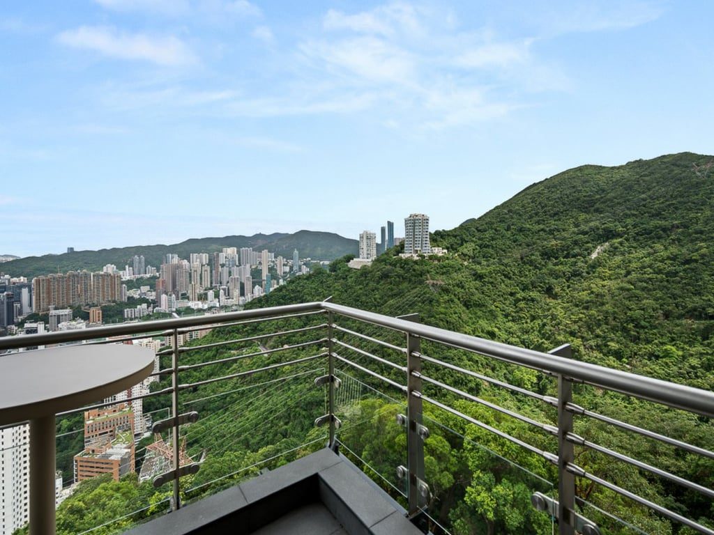 photo 7 — Infinity, The Peak