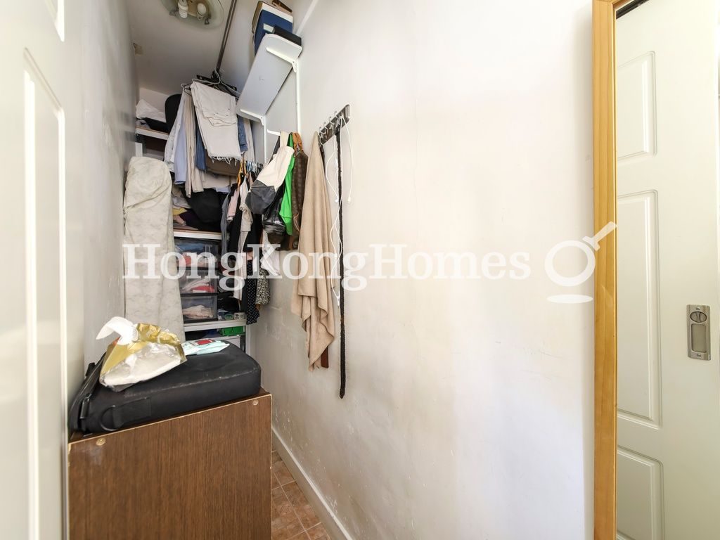Maid's Room — Baguio Villa - Block 26, Pokfulam