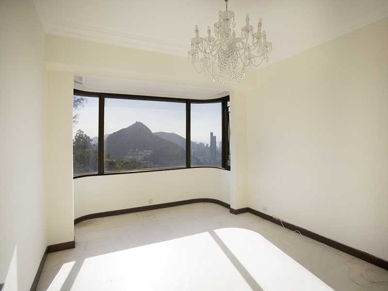 photo 4 — Hong Kong Parkview Twr 14, Repulse Bay