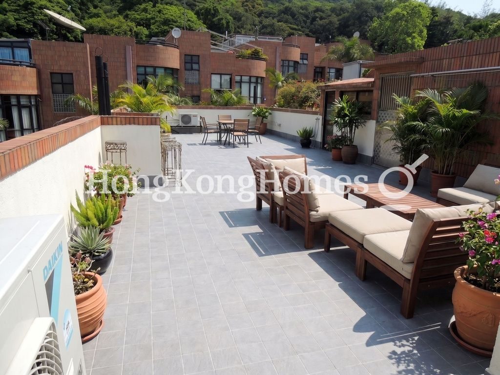 Private Roof Terrace — Kambridge Garden, Sai Kung