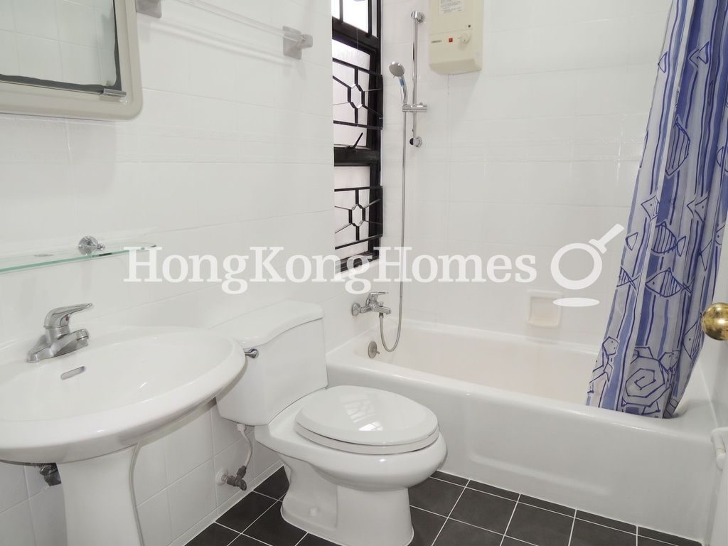 Master Bathroom — Kambridge Garden, Sai Kung
