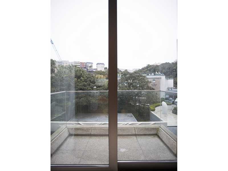 photo 12 — 3 Plunkett's Road, The Peak