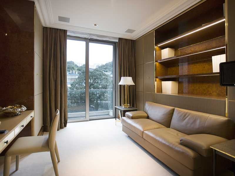 photo 13 — 3 Plunkett's Road, The Peak