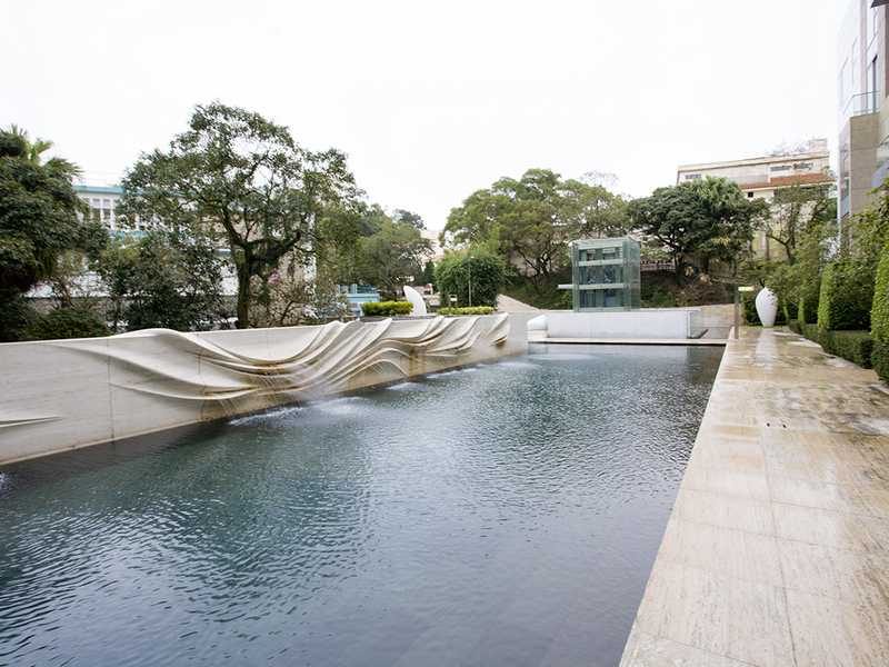 photo 2 — 3 Plunkett's Road, The Peak