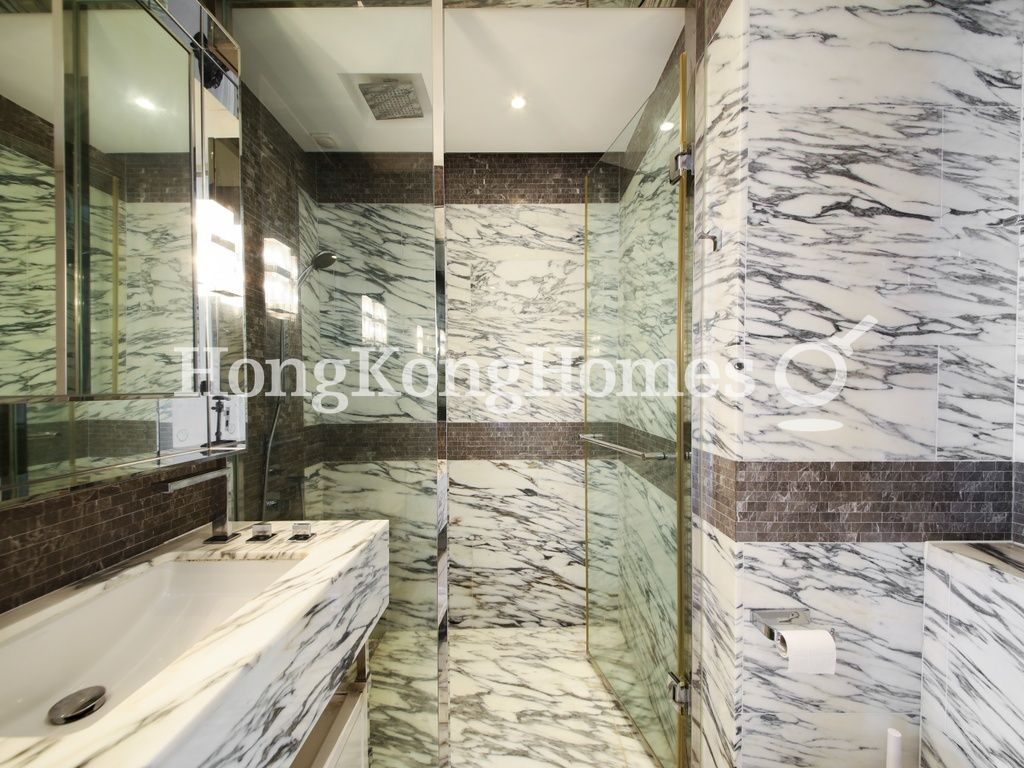 Guest Bathroom — The Warren, Causeway Bay