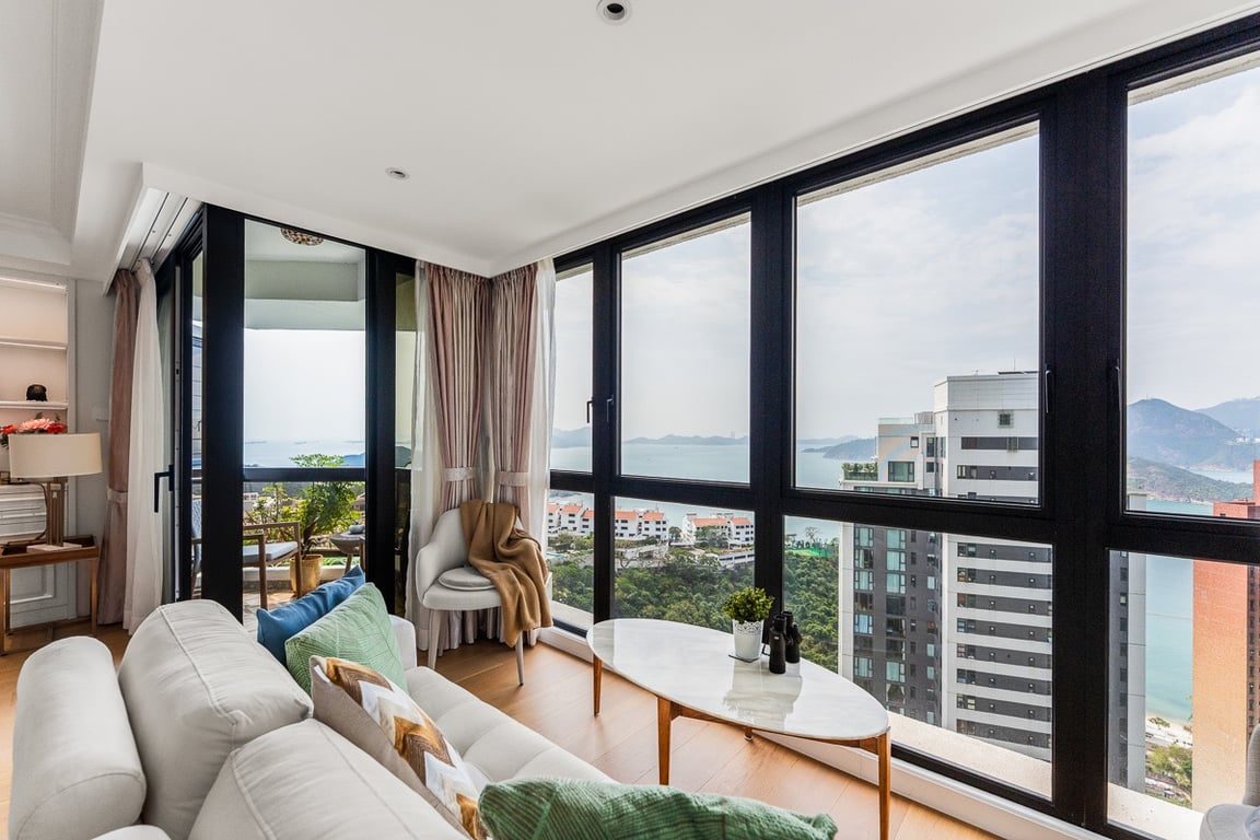 photo 3 — South Bay Towers, South Bay