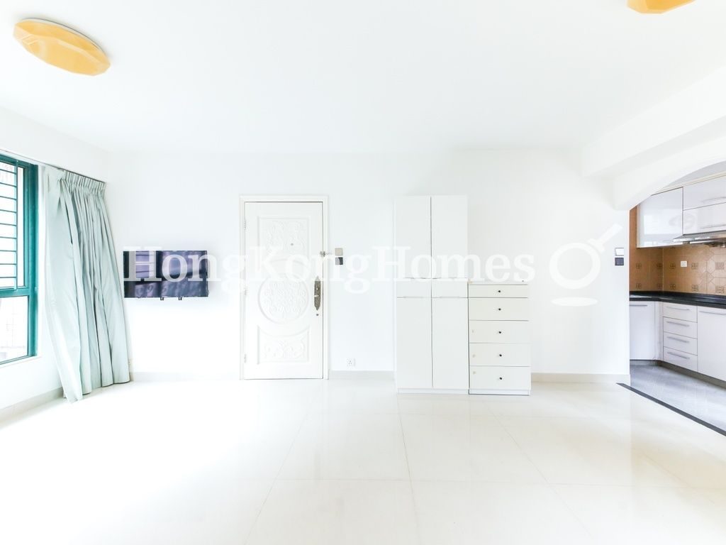 Living and Dining Room — Peaksville - Block 01, Mid-levels West