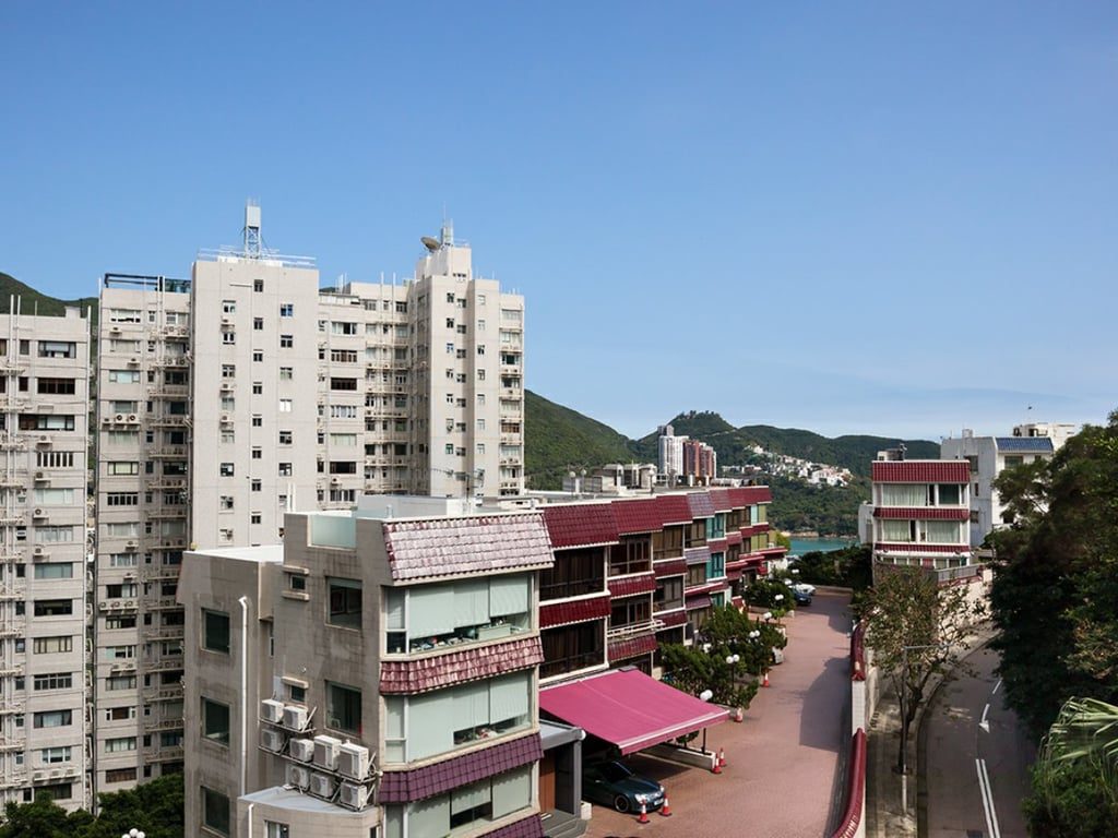 photo 2 — Belleview Place, Repulse Bay