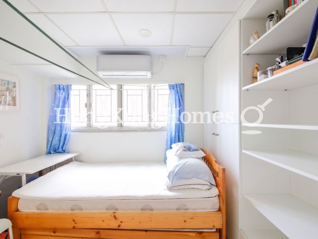 Maid's Room — Baguio Villa - Block 27, Pokfulam