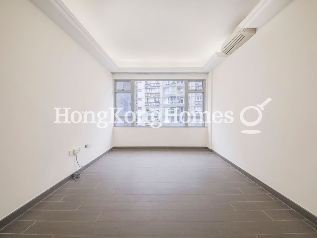 Living and Dining Room — Coral Court - Block B & C, North Point Hill