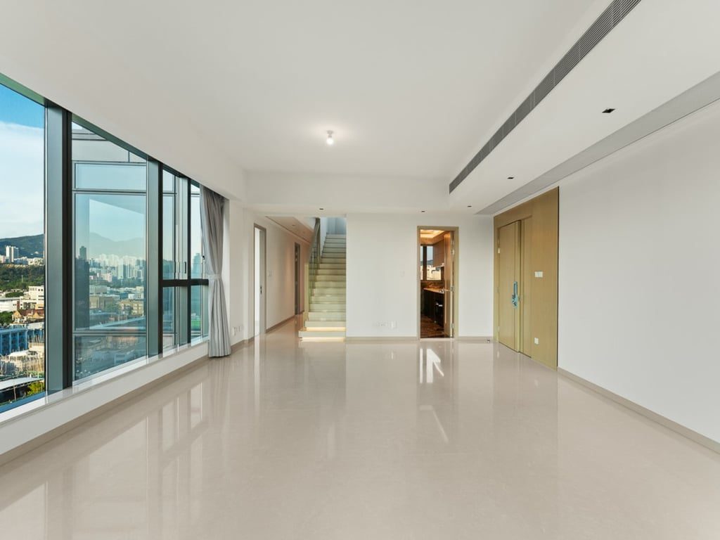 photo 9 — 233 Prince Edward Road West, Ho Man Tin
