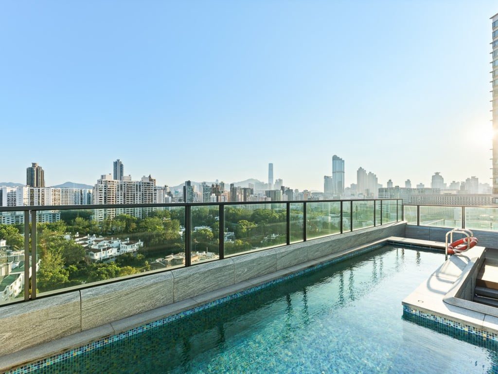 photo 18 — 233 Prince Edward Road West, Ho Man Tin