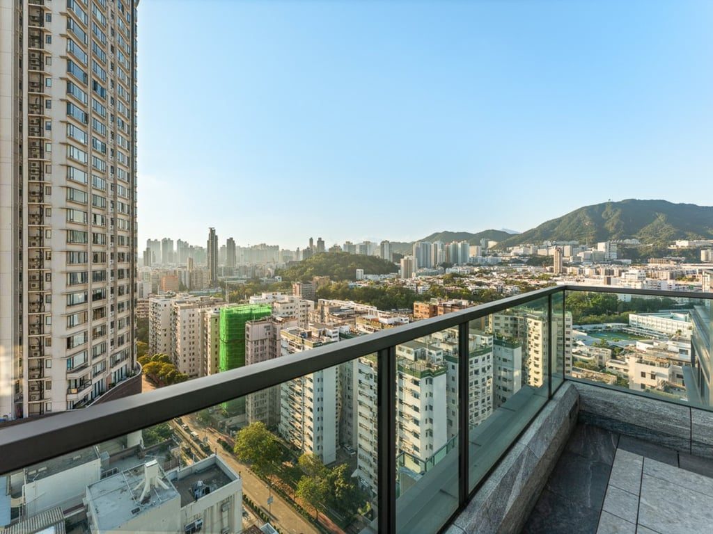 photo 24 — 233 Prince Edward Road West, Ho Man Tin