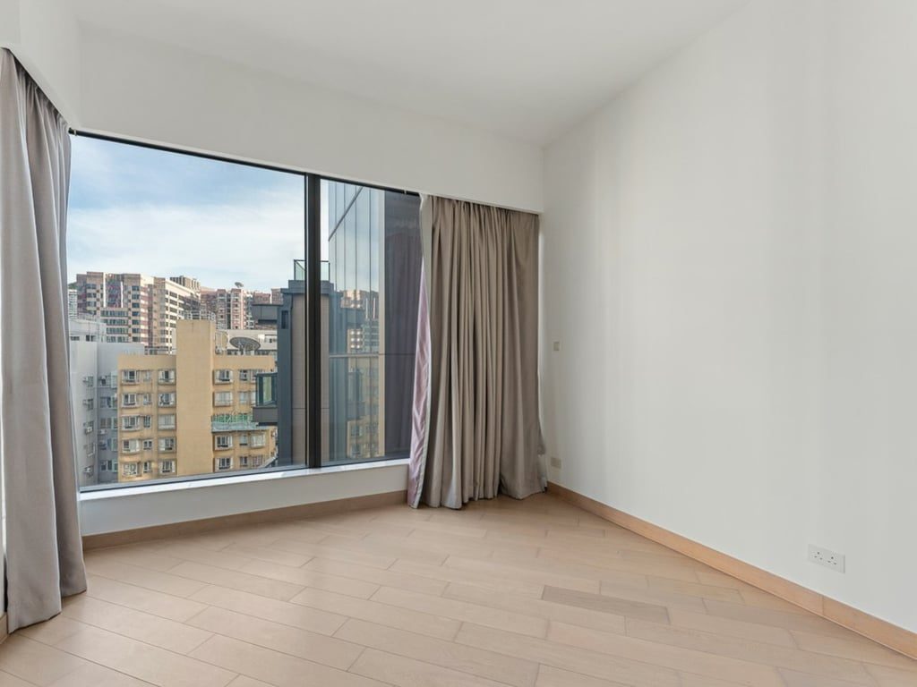 photo 11 — Victoria Harbour Twr 5 | Phase1, North Point