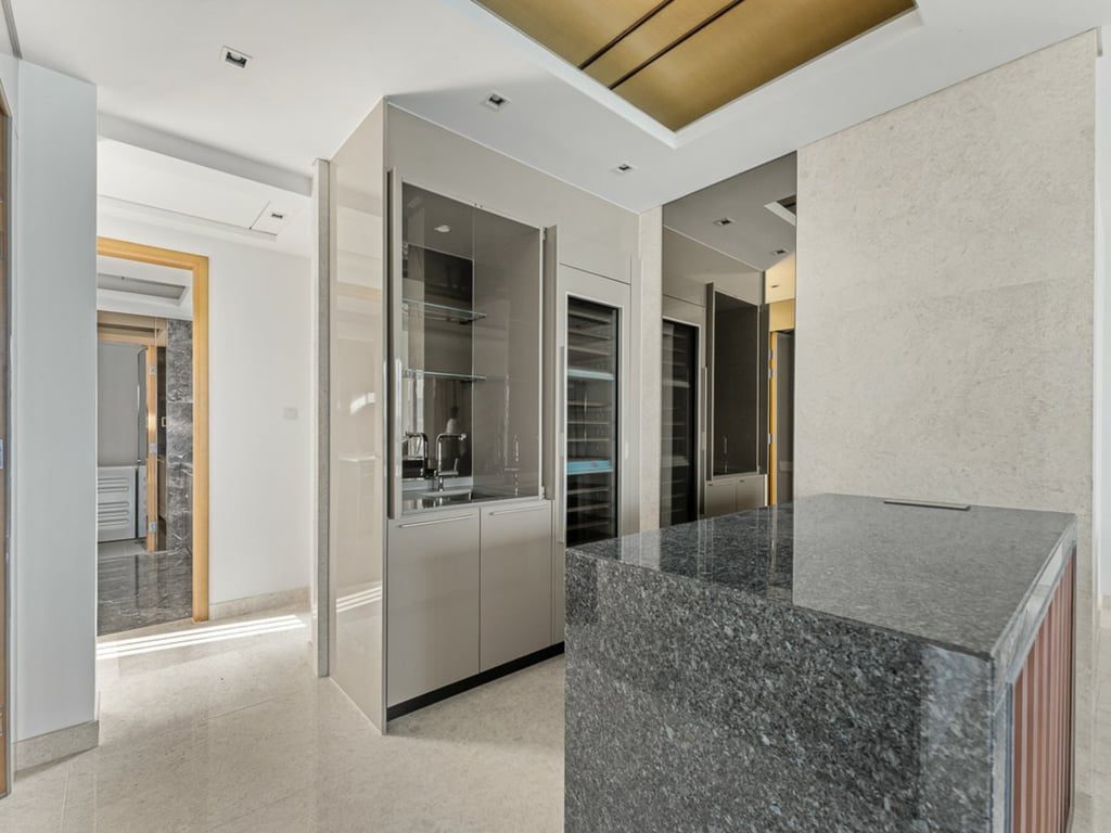 photo 6 — Victoria Harbour Twr 5 | Phase1, North Point