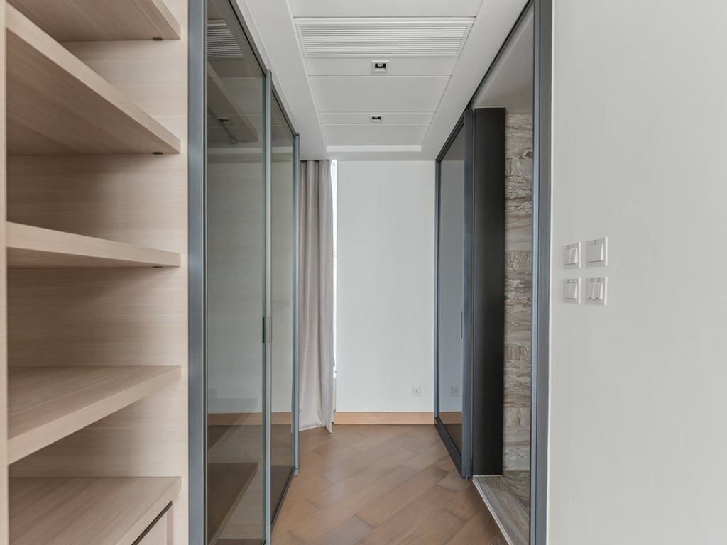 photo 9 — Victoria Harbour Twr 5 | Phase1, North Point