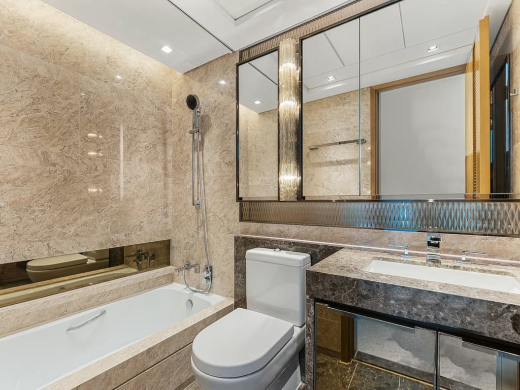 photo 10 — Victoria Harbour Twr 5 | Phase1, North Point