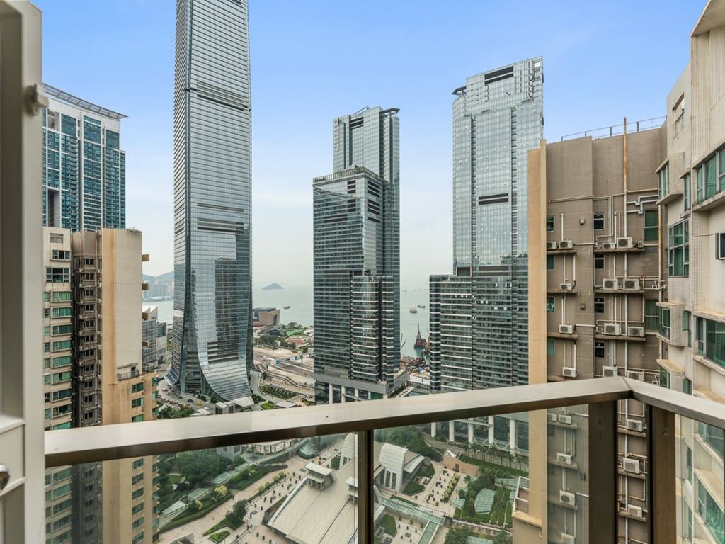 photo 8 — The Waterfront Twr 6, Kowloon Station
