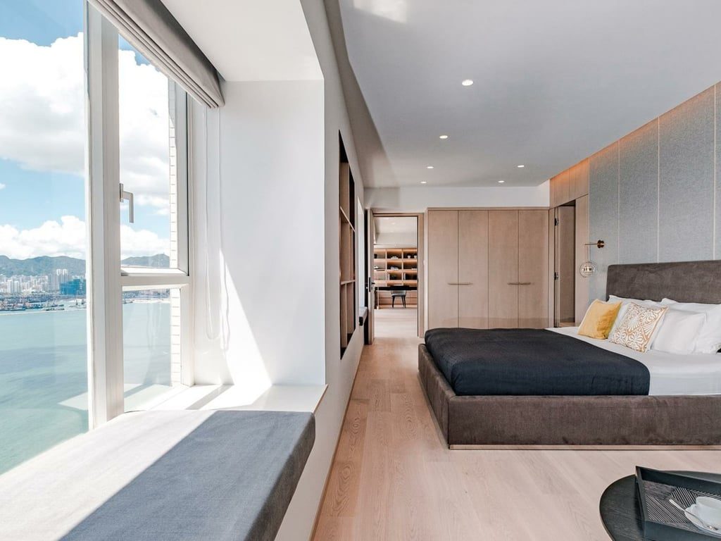 photo 5 — Island Lodge, North Point