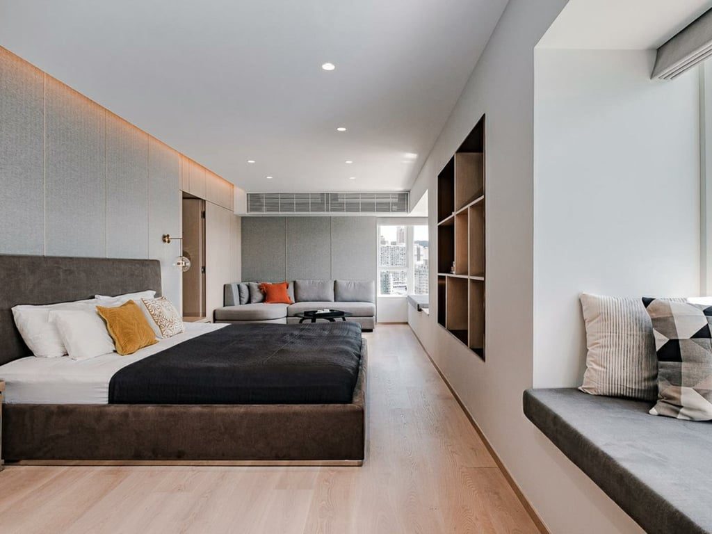 photo 6 — Island Lodge, North Point