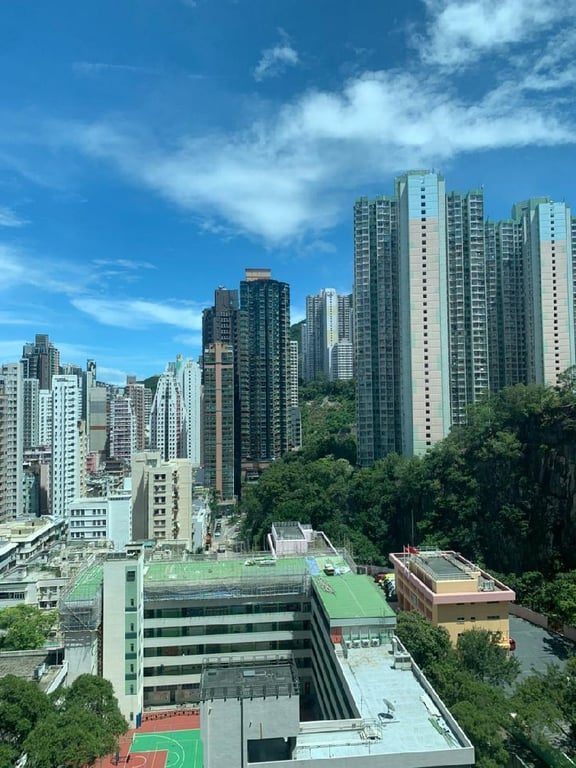 photo 10 — The Floridian Twr 2, Quarry Bay