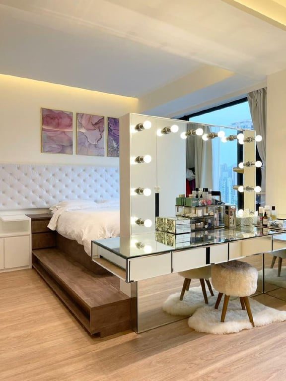 photo 4 — Fleur Pavilia Blk 3, North Point