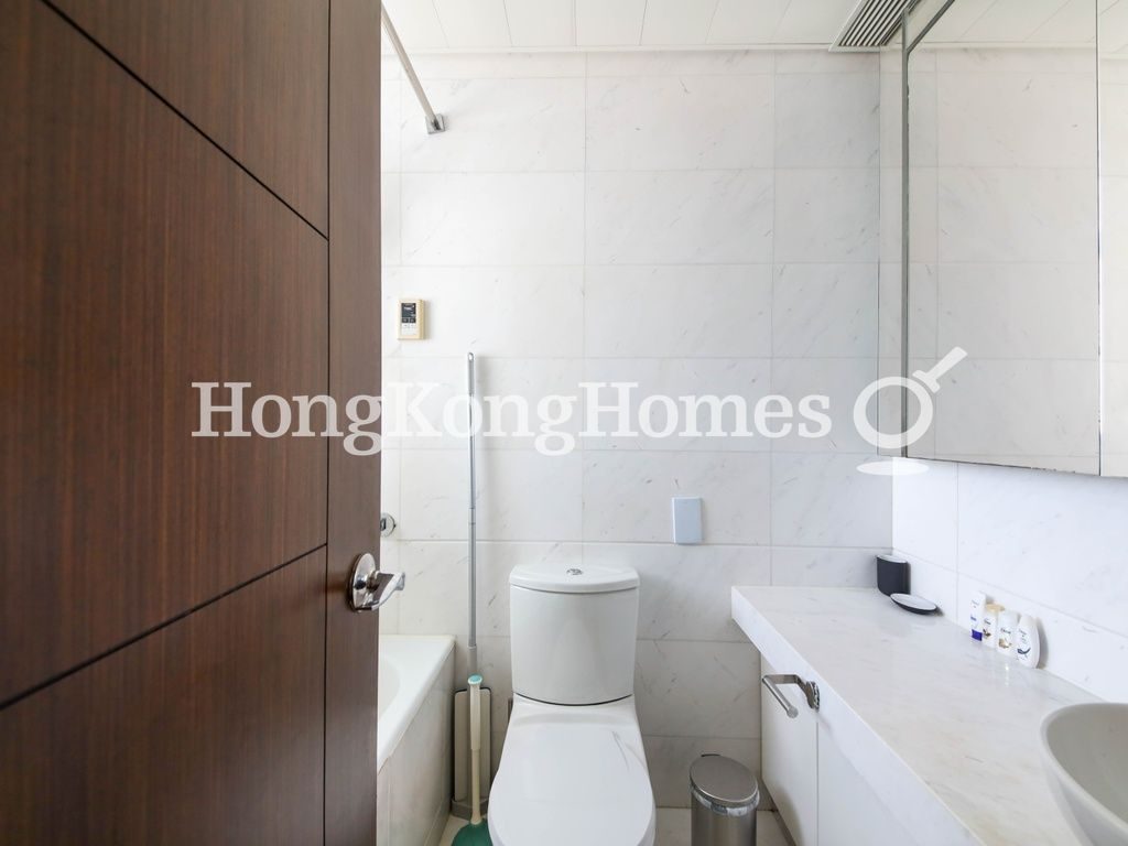 Guest Bathroom — One Pacific Heights, Sheung Wan