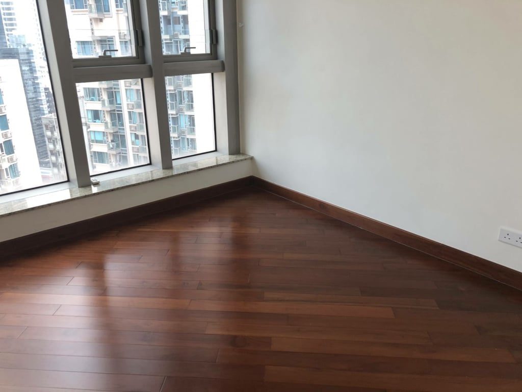 photo 6 — The Avenue Twr 2, Wan Chai