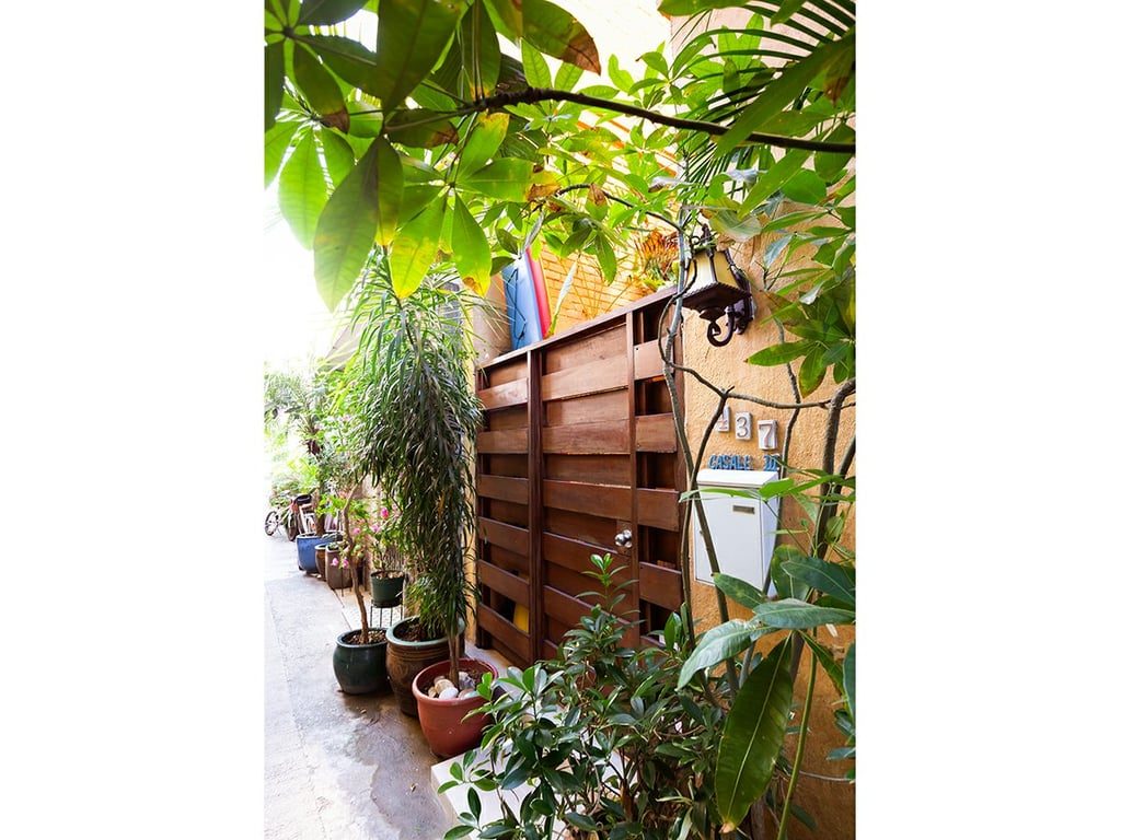 photo 3 — Village House, Shek O