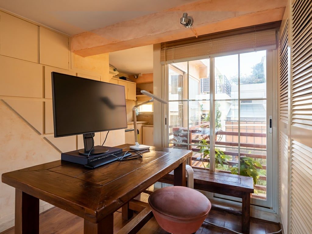 photo 8 — Village House, Shek O