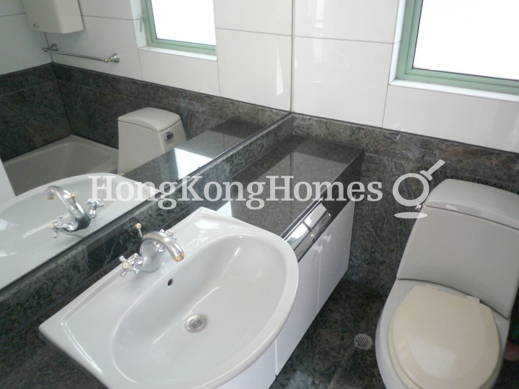 Master Bathroom — Royal Court, Mid-levels Central
