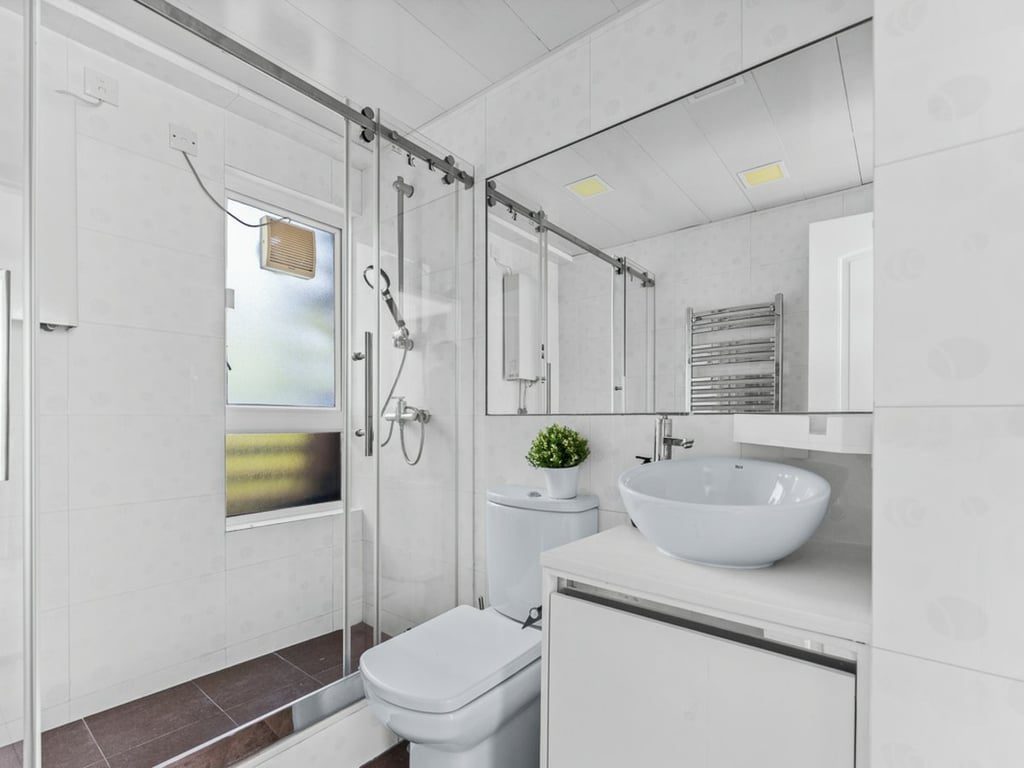 photo 12 — Ruby Court Twr 1, South Bay