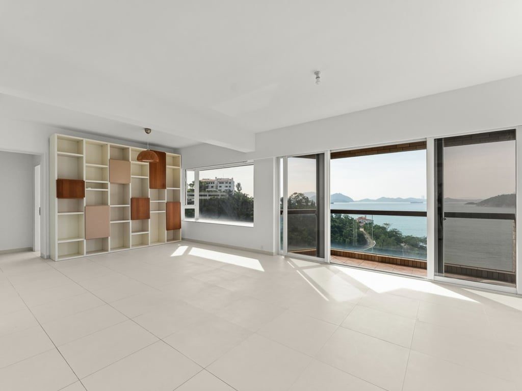 photo 6 — Ruby Court Twr 1, South Bay
