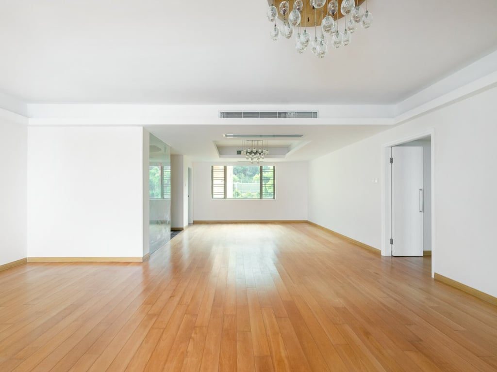 photo 3 — Piccadilly Mansion, Mid Levels West