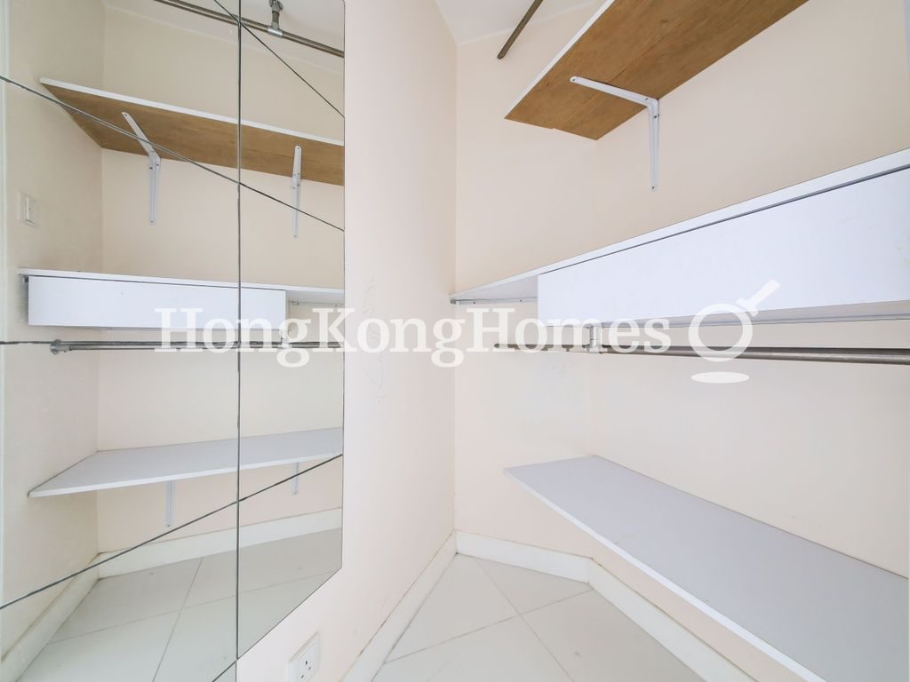 Walk-in Closet in Second Bedroom — Taikoo Shing - Pine Mansion, Taikoo Shing