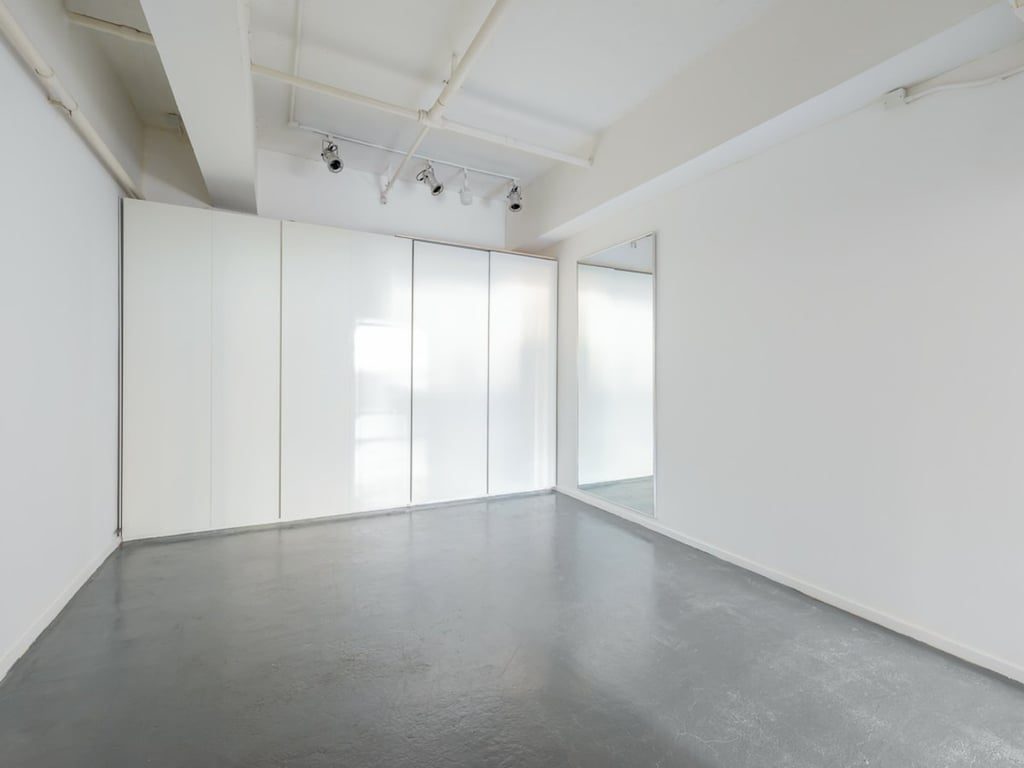 photo 12 — Derrick Industrial Building, Wong Chuk Hang