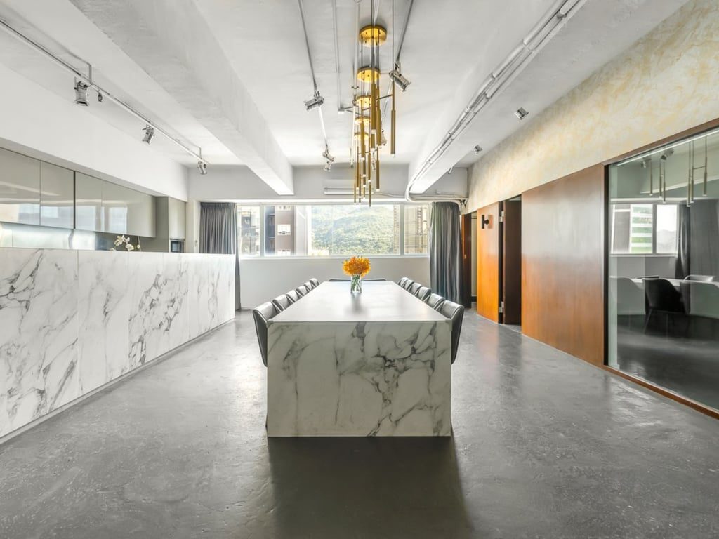 photo 6 — Derrick Industrial Building, Wong Chuk Hang