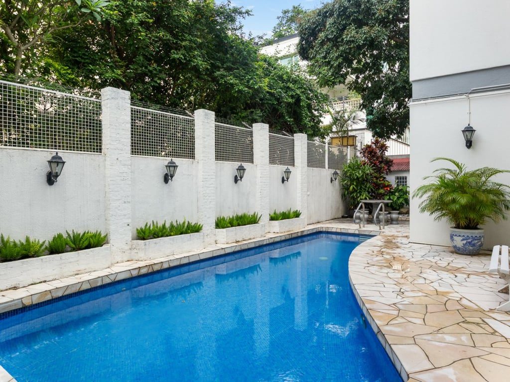 photo 3 — Consort Garden, Pok Fu Lam