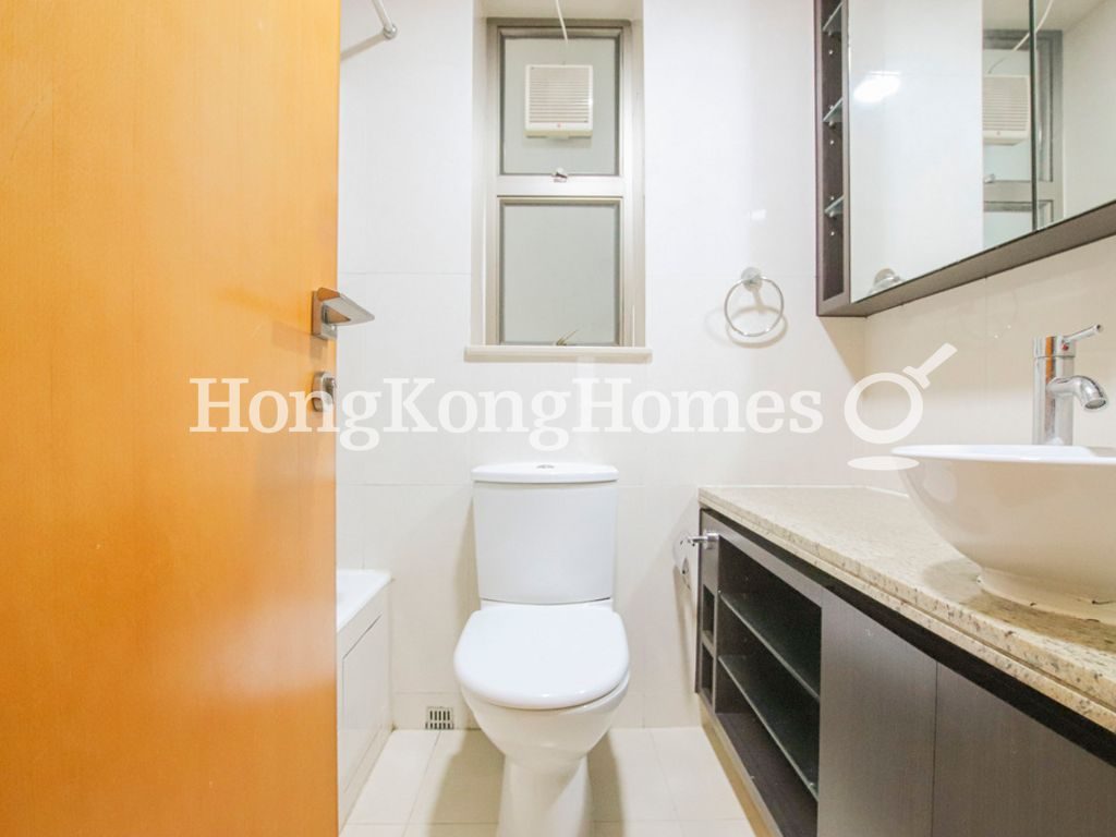 Guest Bathroom — The Zenith - Block 3, Wan Chai