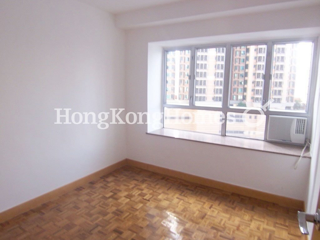 Second Bedroom — Caroline Height, Happy Valley