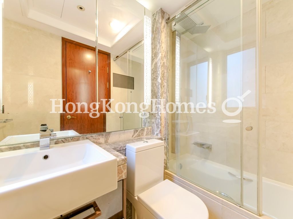 Guest Bathroom — The Avenue - Phase 1 - Tower 5, Wan Chai