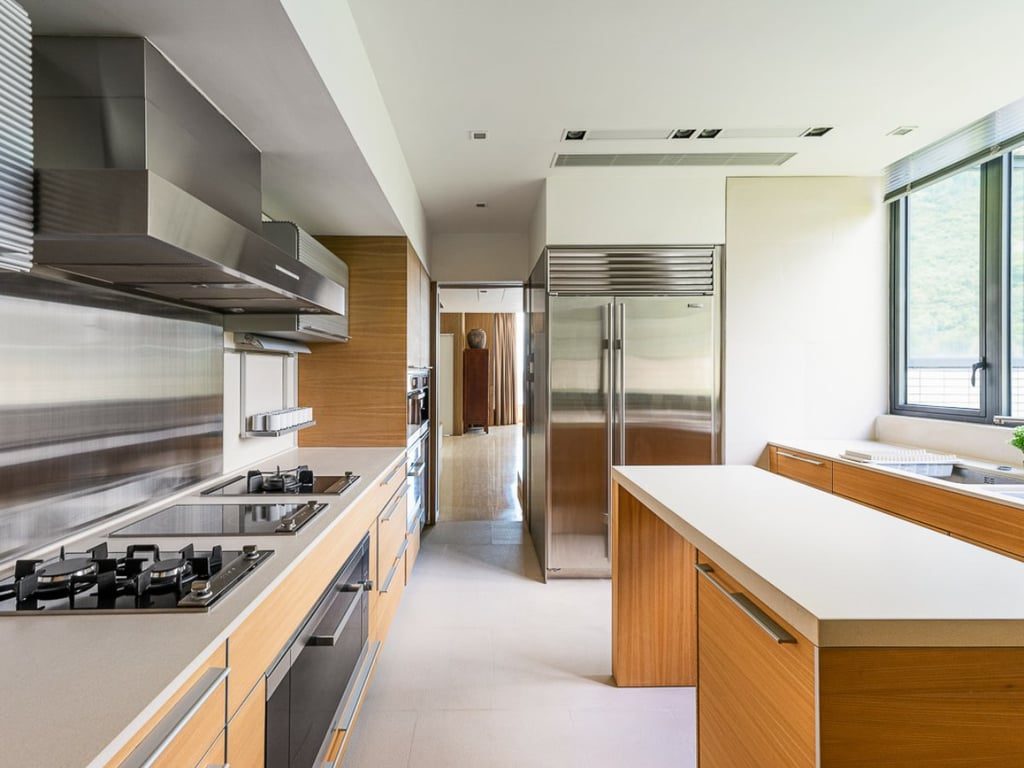 photo 12 — Belgravia, South Bay