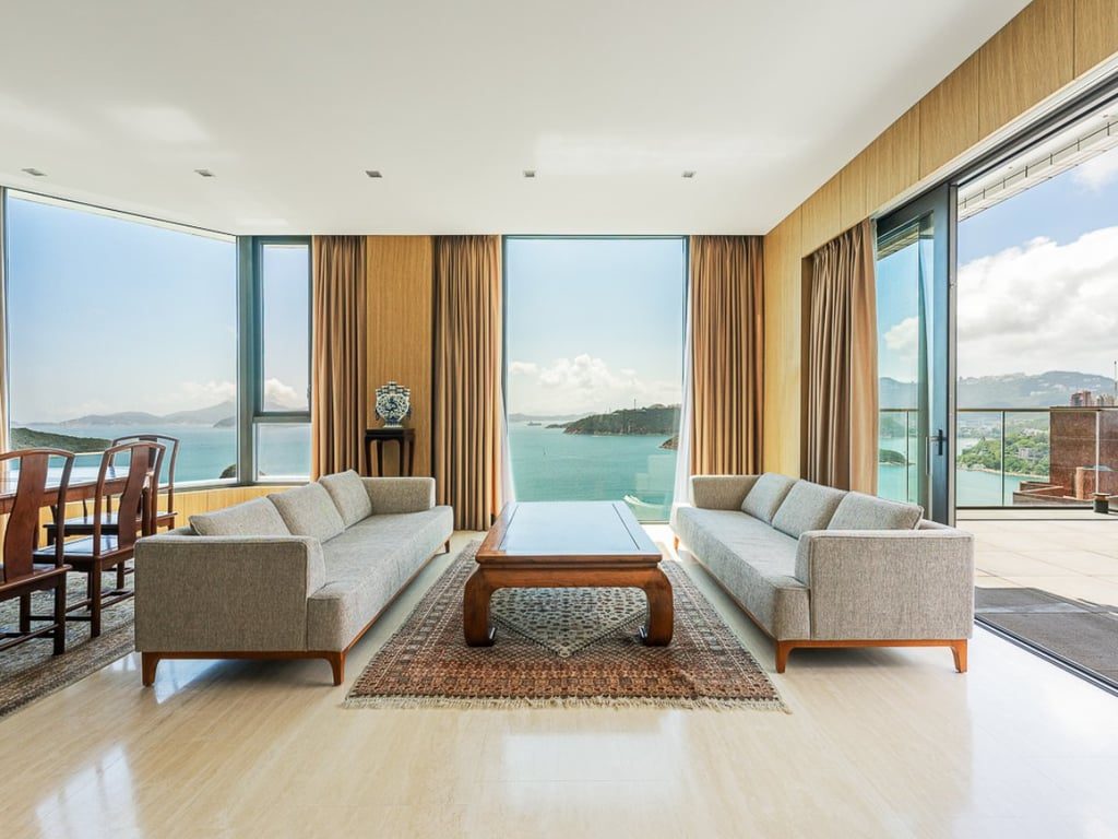photo 4 — Belgravia, South Bay