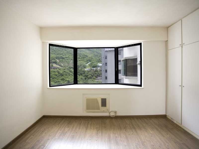 photo 9 — South Bay Towers, South Bay