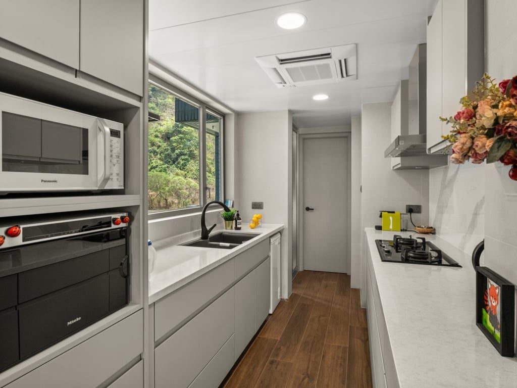 photo 5 — Residence Bel-Air (Phase 1) Twr 8, Pok Fu Lam