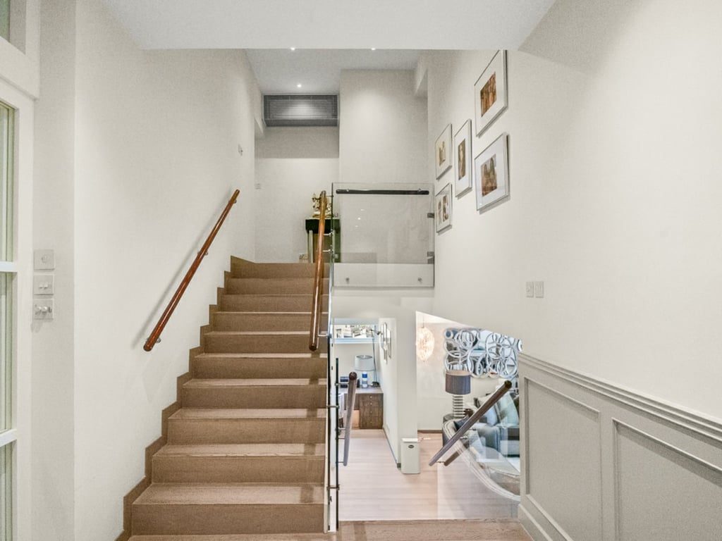 photo 15 — Woodland Heights, Mid Levels East